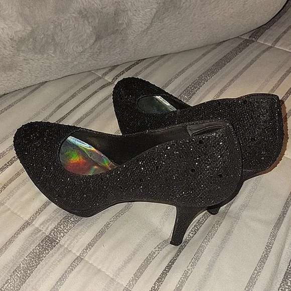 Women's Rhinestone Black Shoes Worn twice LIKE NEW 👍 Size 8.5M - Picture 4 of 9